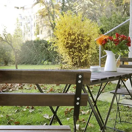 Διαμέρισμα Im Univiertel Mit Garten Γκρατς